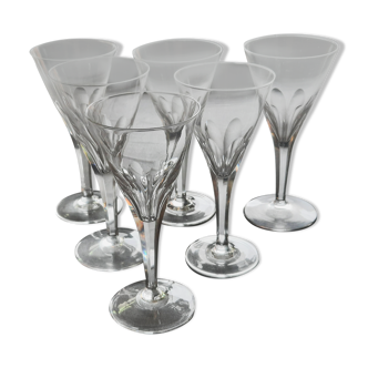 6 grands verres eau/vin. Cristal taillé.