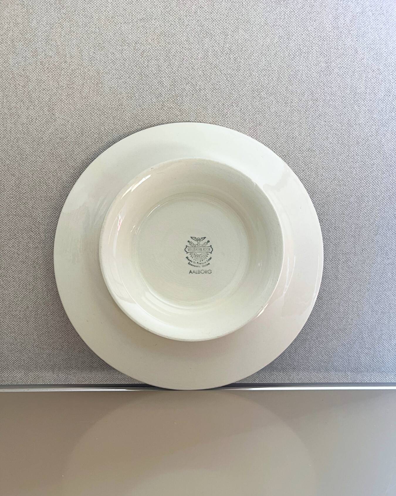 Villeroy & Boch serving platter on foot – Botanica collection – vintage