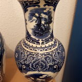 Potiche et ses deux vases bleu delfts