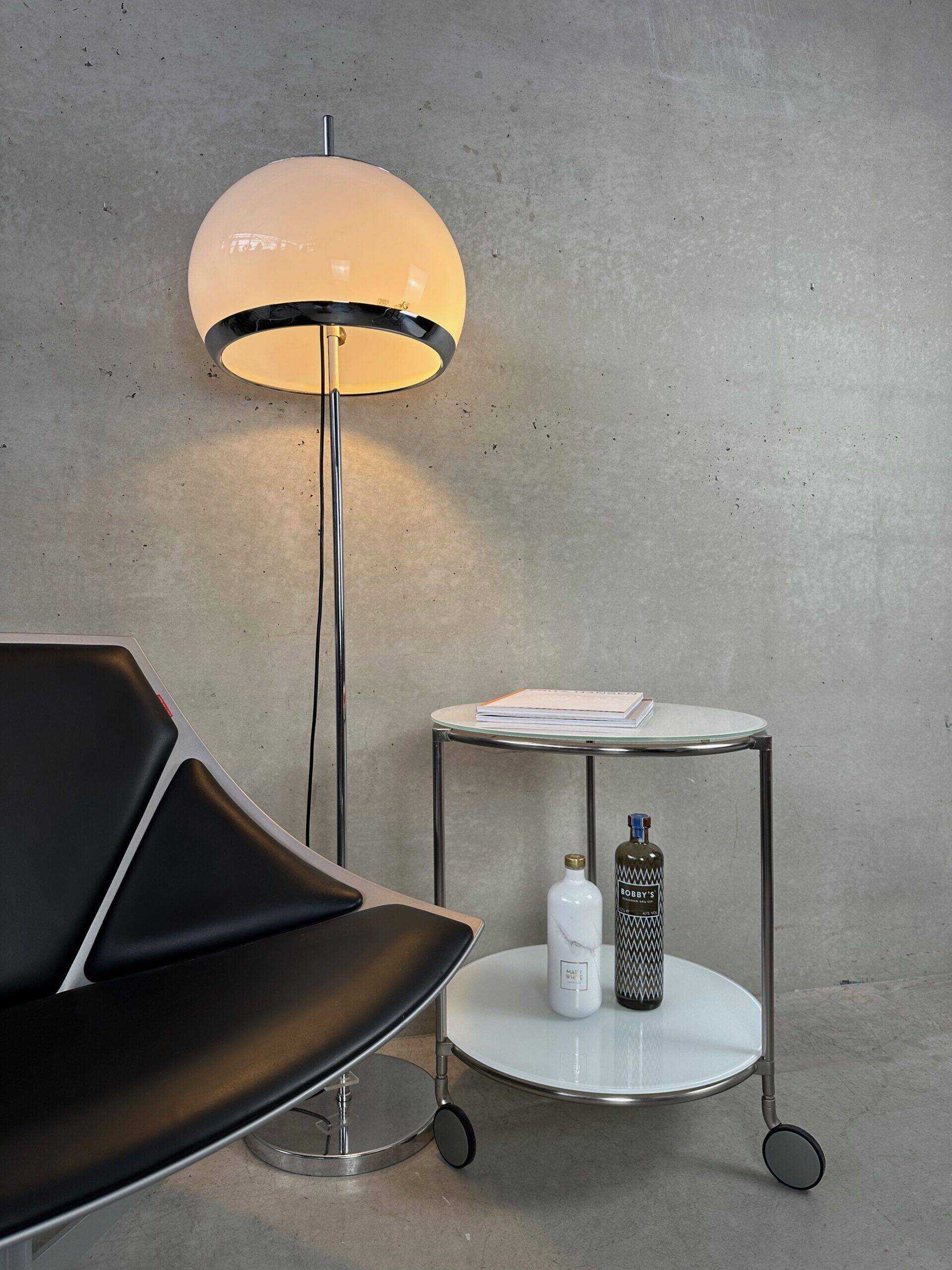 Vintage serving trolley – Ehlen Johansson