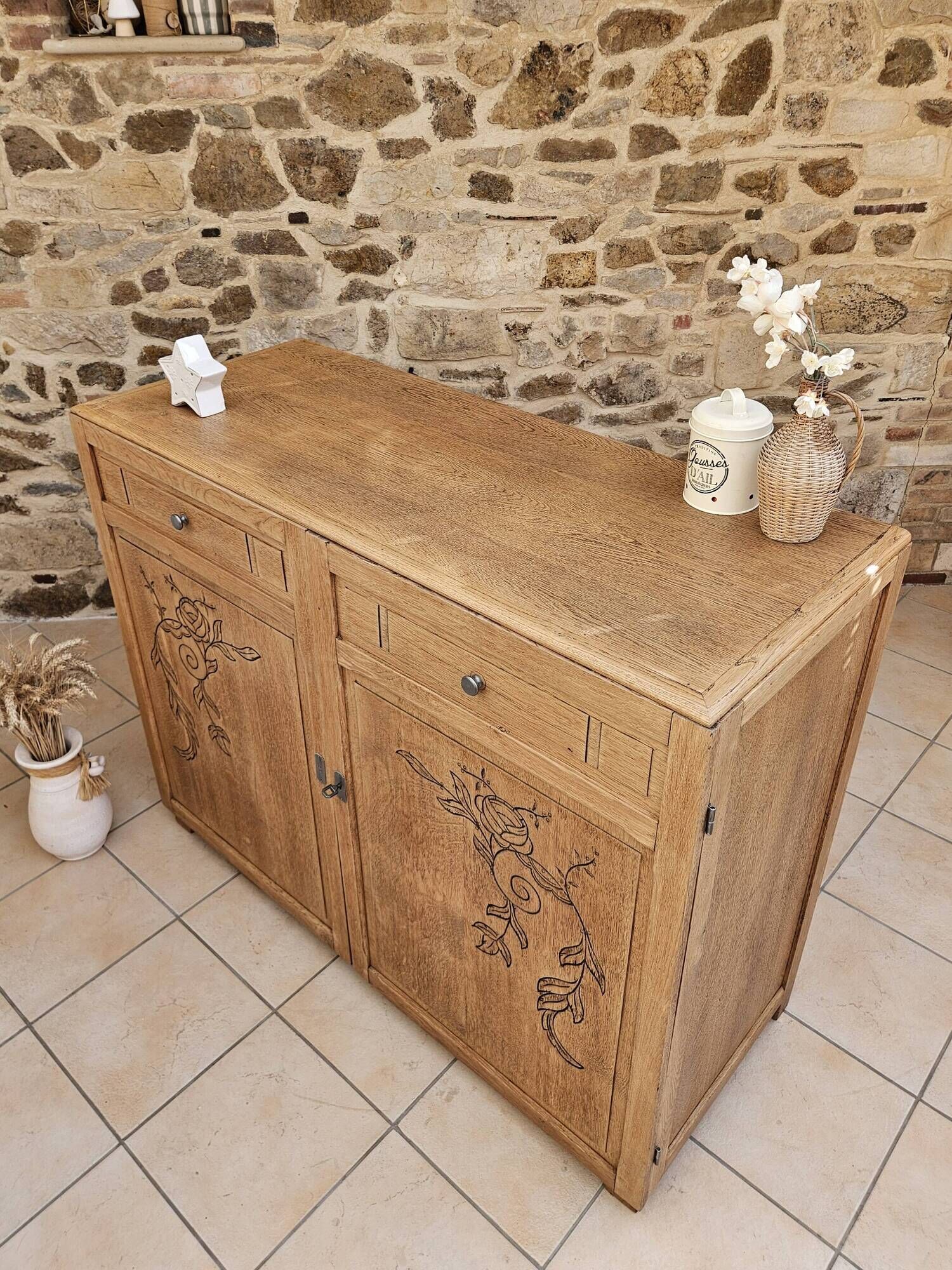 Buffet parisien art déco