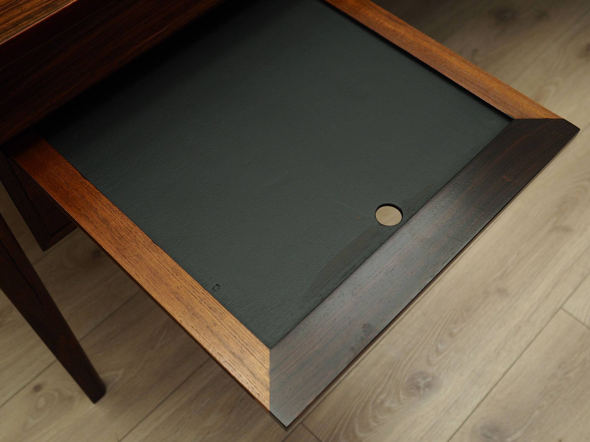 Diplomate rosewood desk, 1970s, designer: Finn Juhl, France & Son