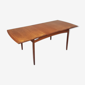 Gplan teak extendable dining table