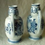 Paire de vases en faience de delft hollande decor marine bateaux