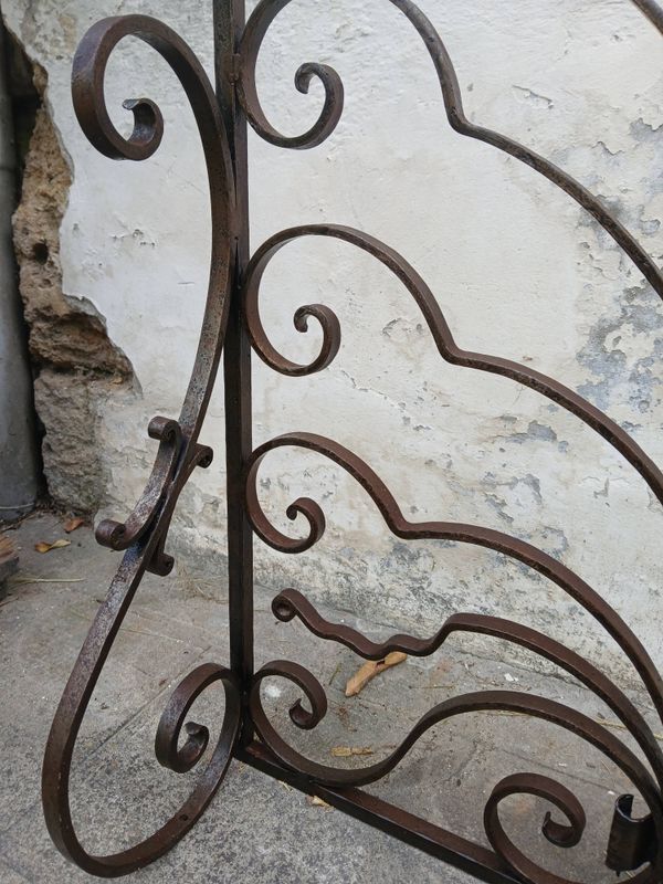 Grille pare feu de cheminé en fer forgé art nouveau