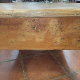 Old coffee table 125/77cms