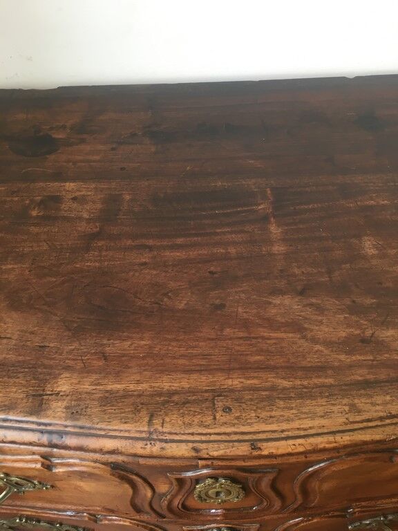 18th century Lyonnaise Louis XV walnut dresser