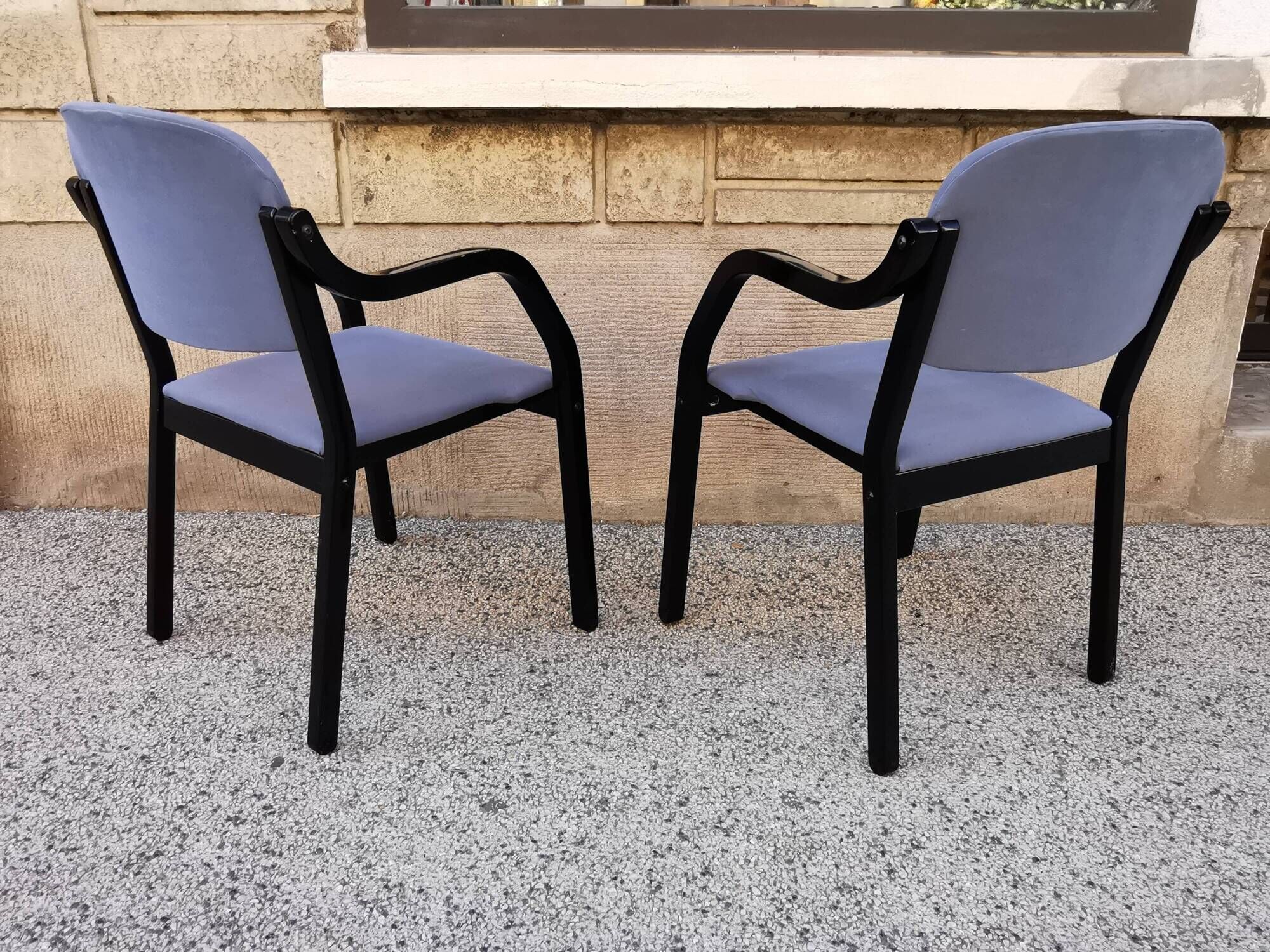 Suite de 4 fauteuils italiens vintage des années 80
