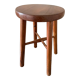 Tabouret en bois verni