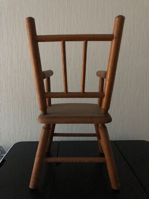 Wooden chair for dolls, early 20th century