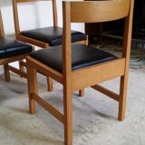 Lot de quatre chaises