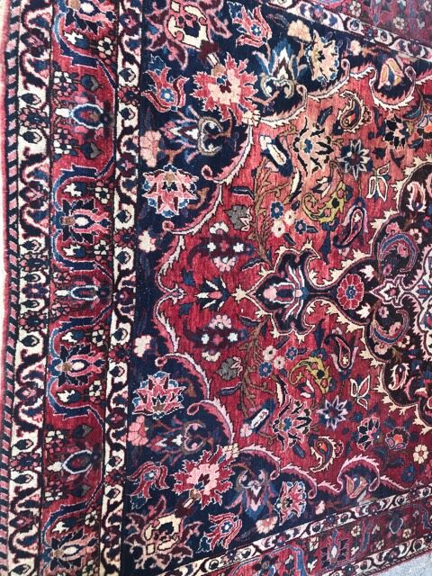Large antique Persian carpet Bakhtiar handmade 210x327