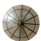 Plafonnier en nacre et laiton