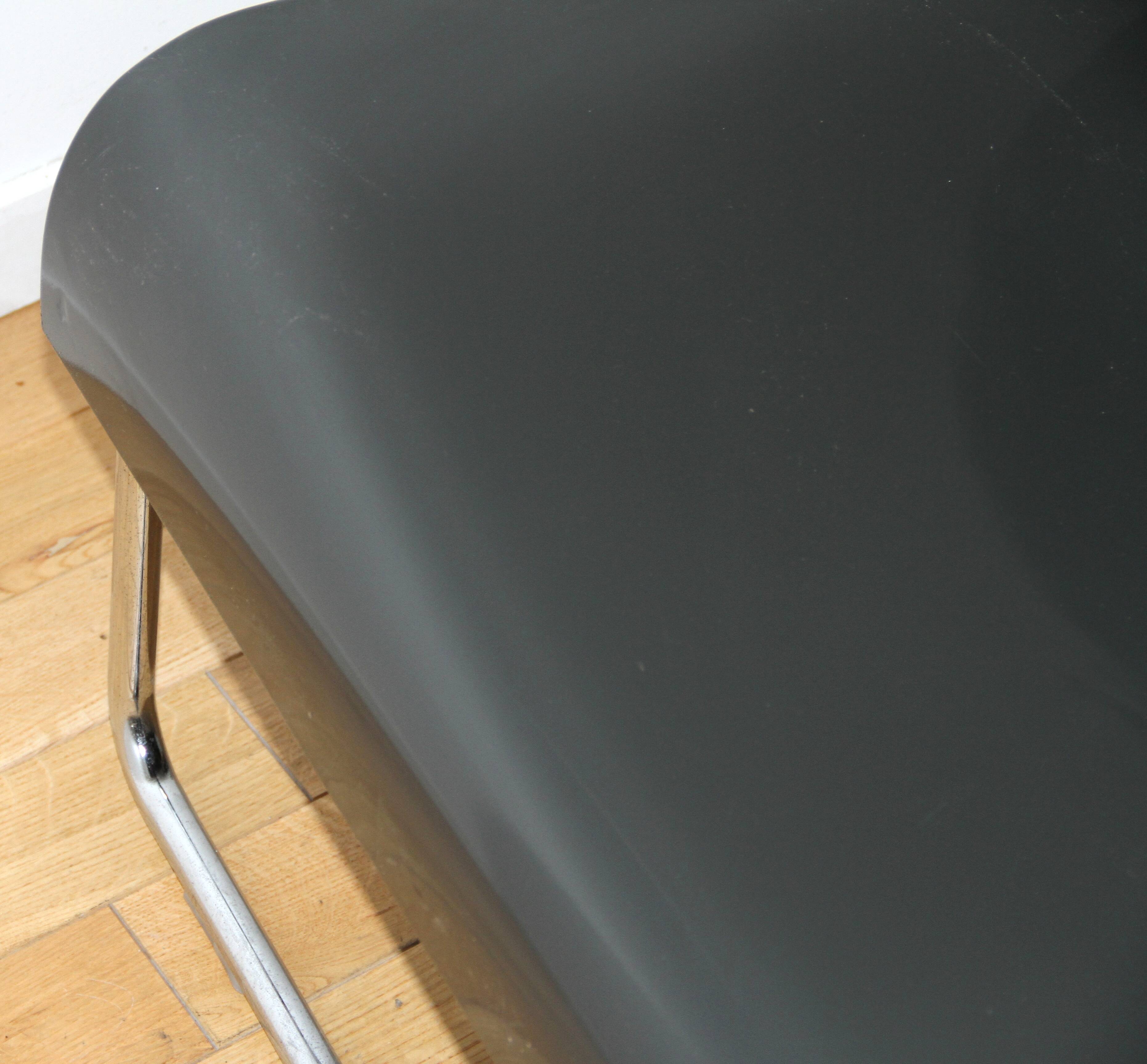 Form armchair, Kartell