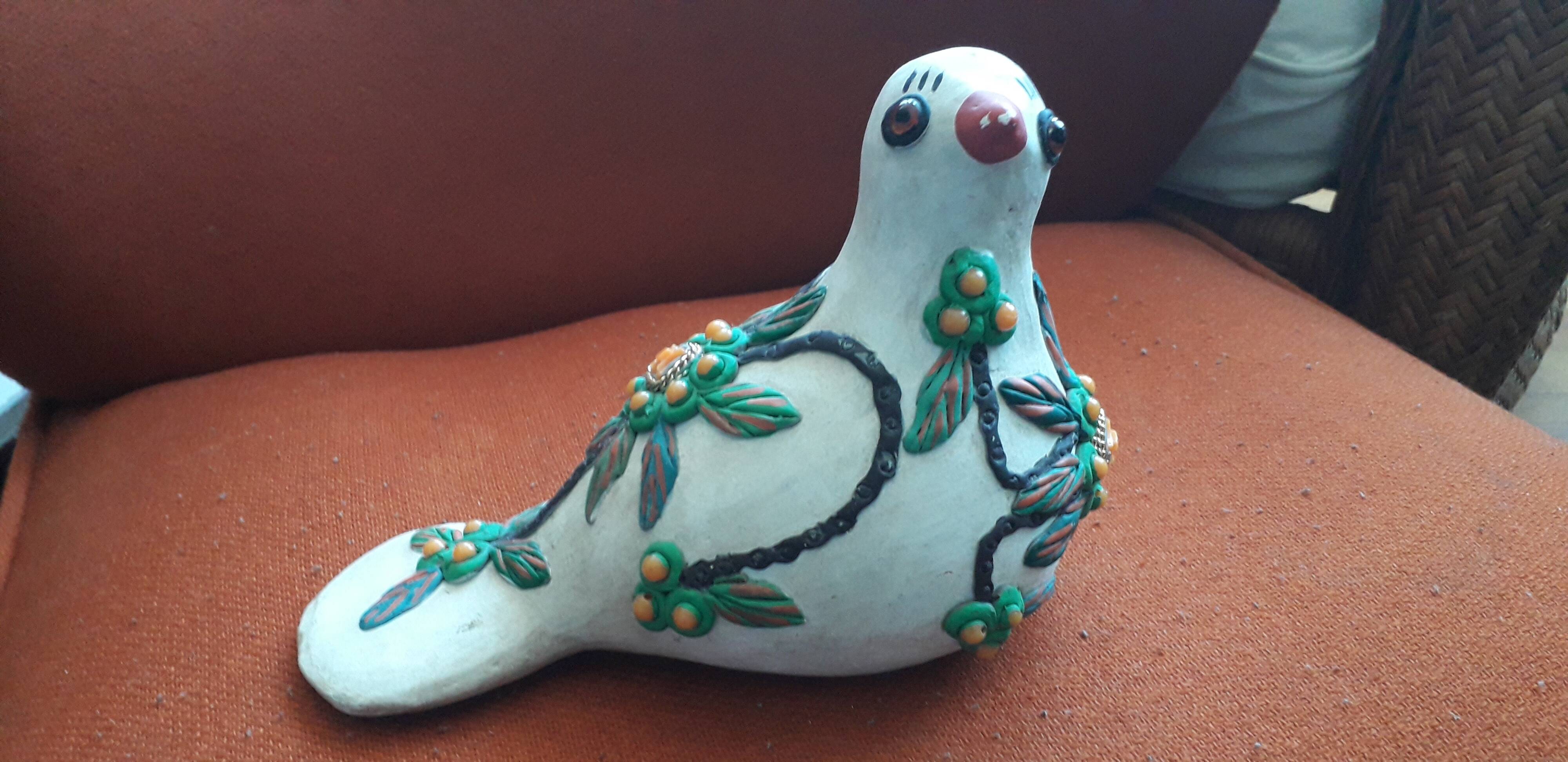 Very original vintage ceramic bird