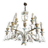 Lustre à bougies en fer forgé avec fleurs