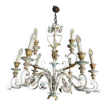 Candle chandelier in wrought iron with flowers