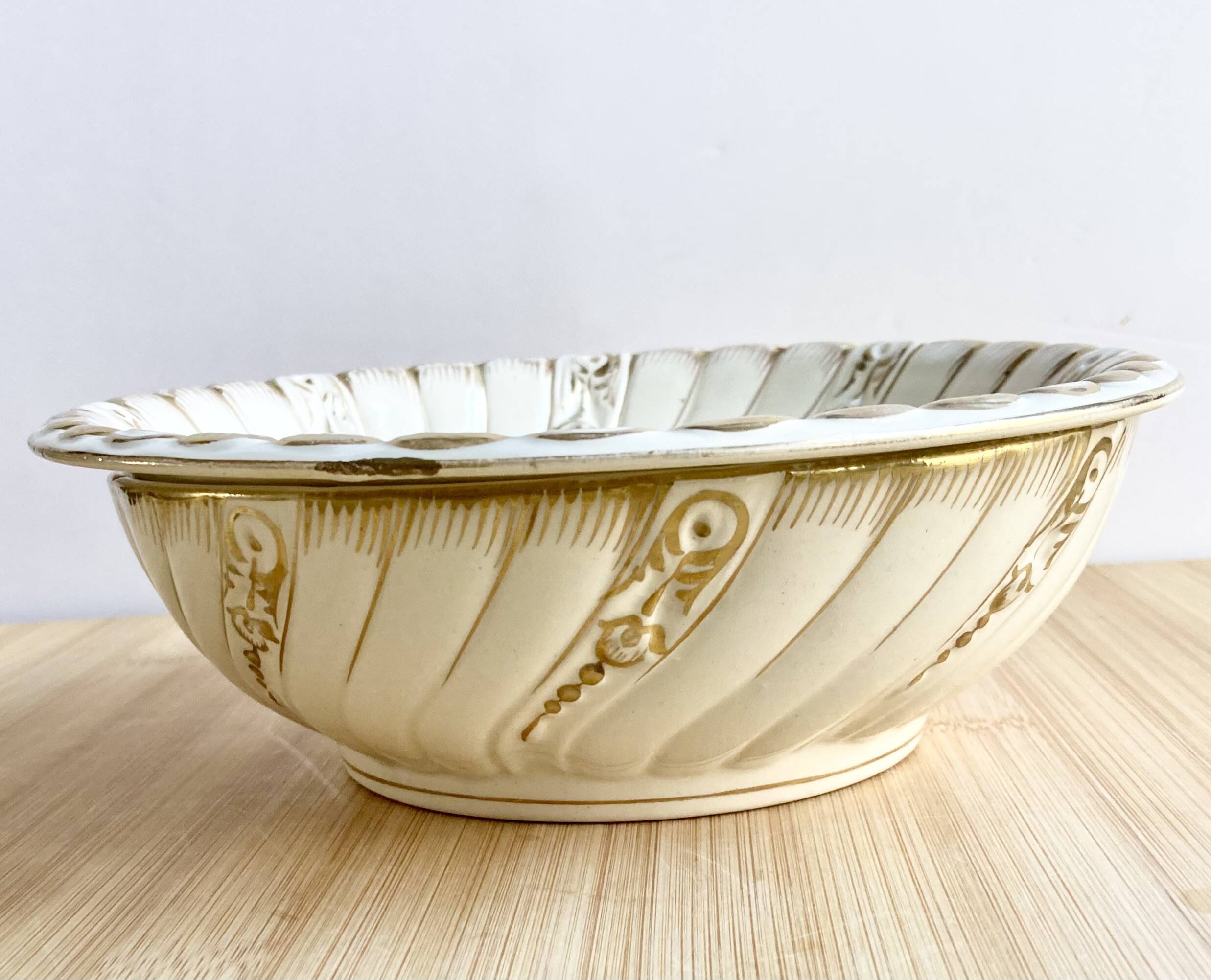 Sponge holder / Hamage - Saint Amand / iron earth / 19th century / antique