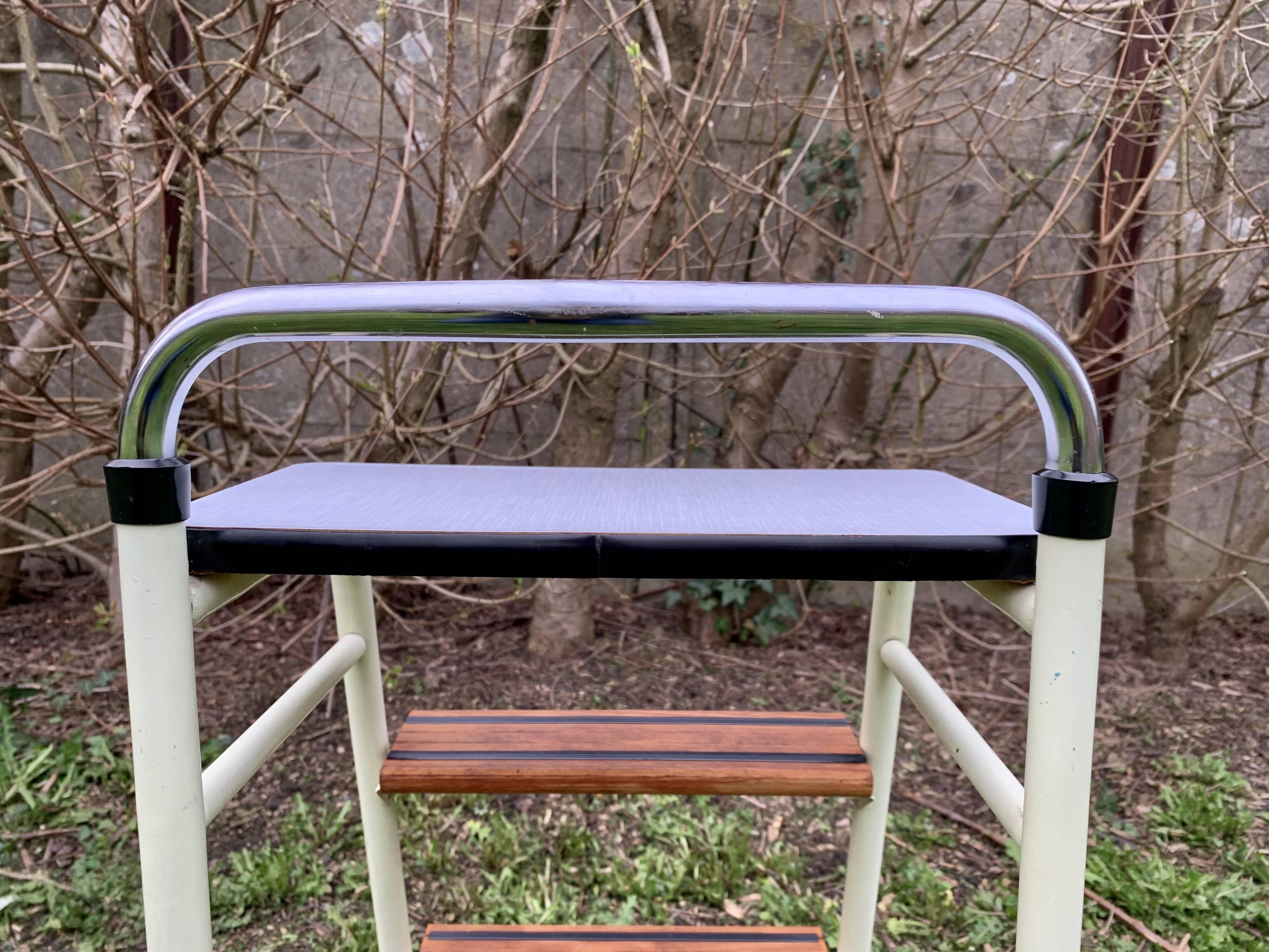 Vintage stepladder in Formica, wood and chromed metal