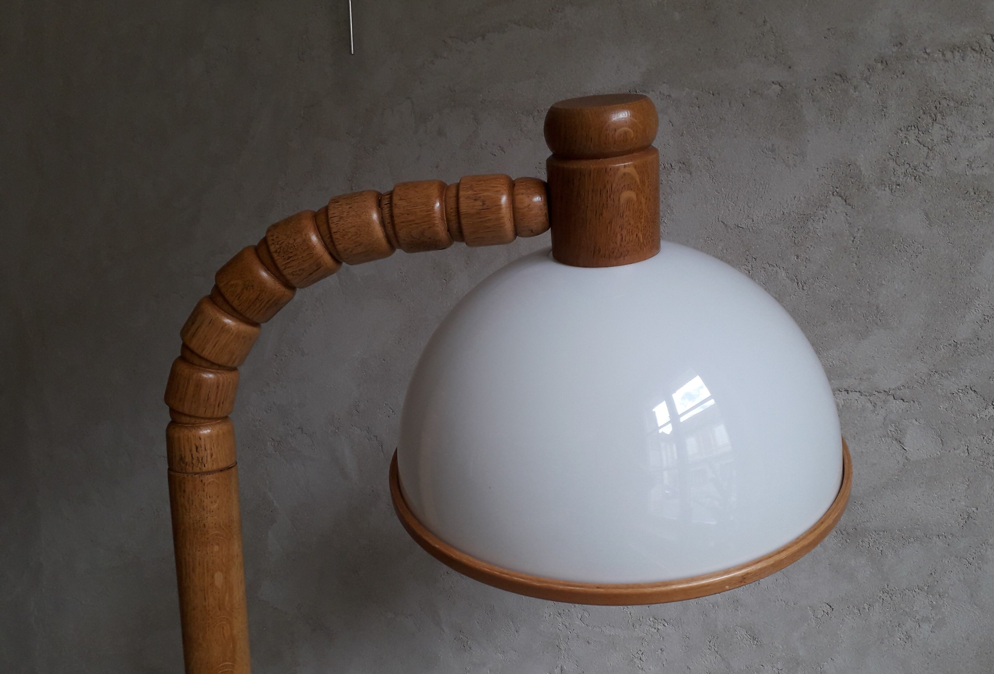 Wooden floor lamp, dutch design by steinhauer