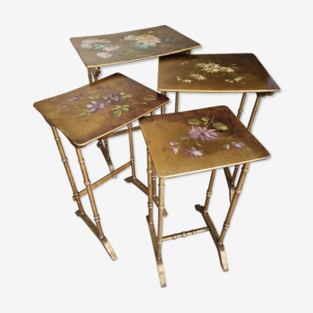 Pull-out tables 1900