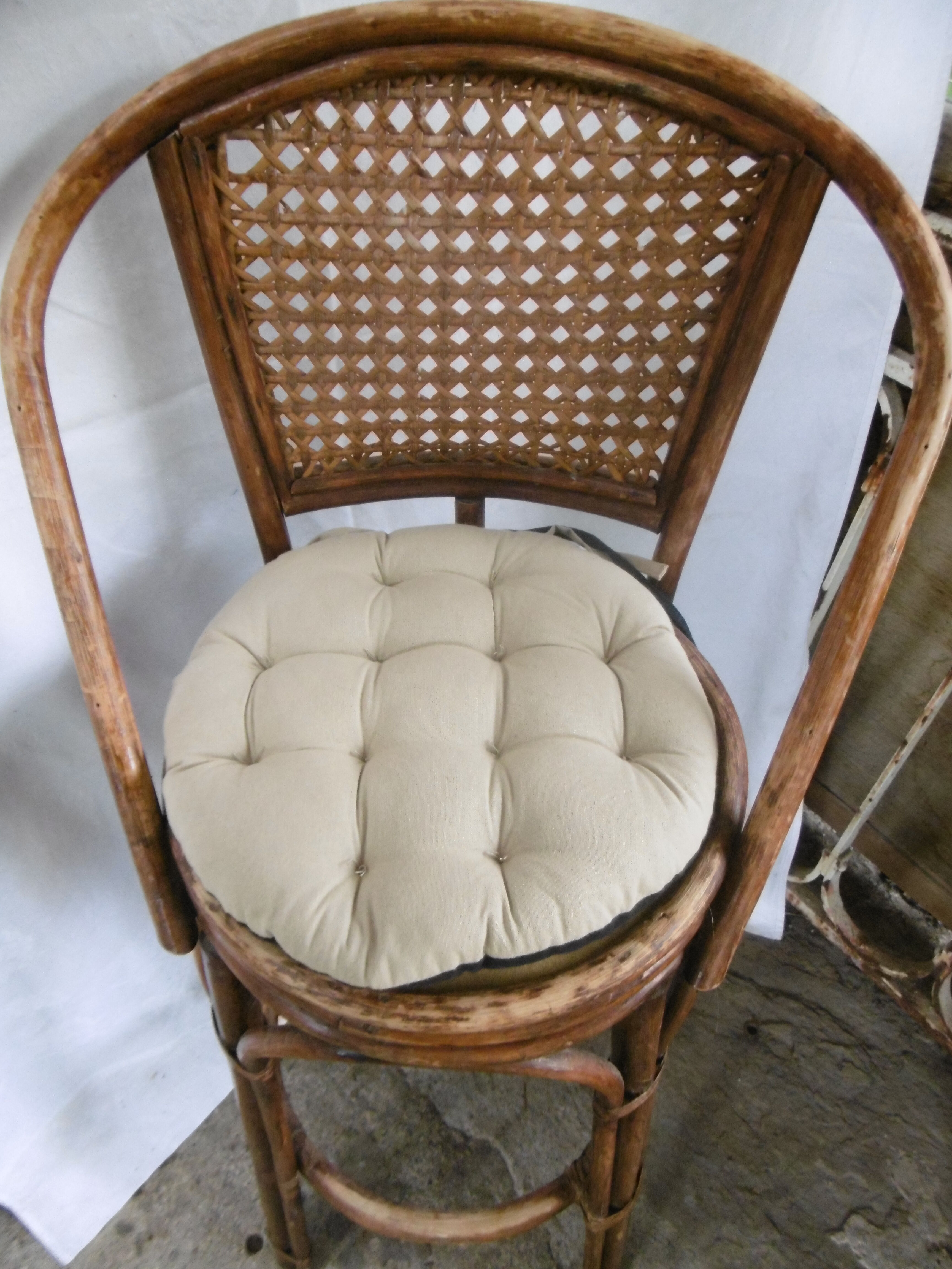 Rattan bar top stool