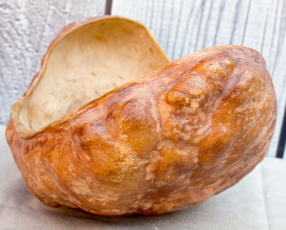 Old wooden bowl of Suede Lapland 25 cm wide