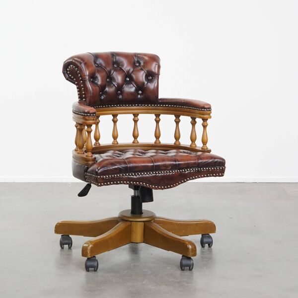Chaise de bureau Chesterfield marron réglable en hauteur en cuir de vachette