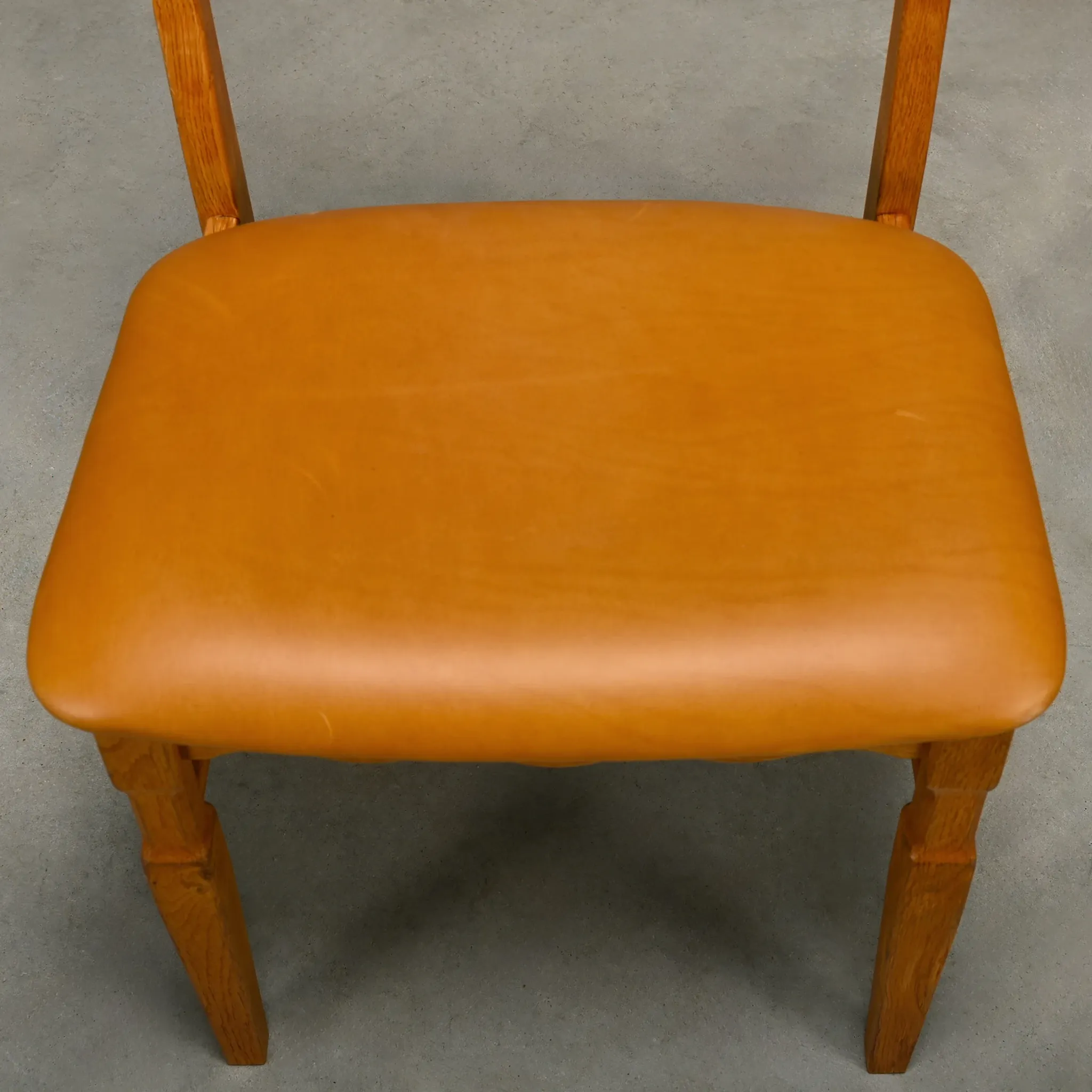 Chaises de salle à manger style Razorblade par Henning Kjærnulf en chêne et cuir, Danemark