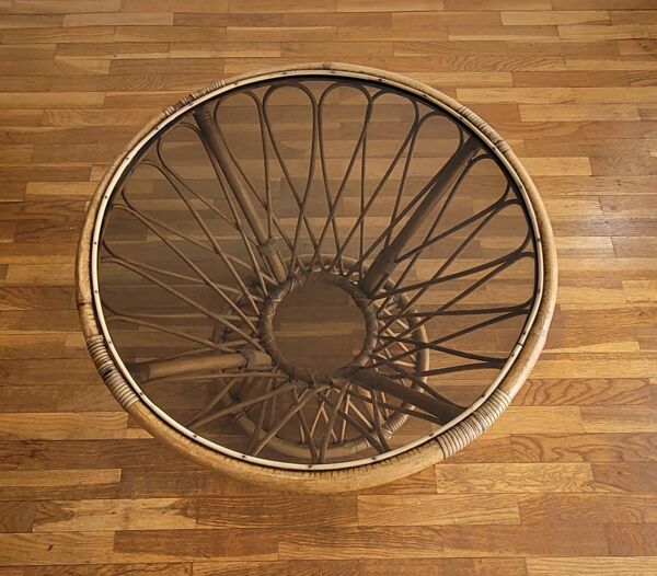 Table d'appoint en verre et rotin