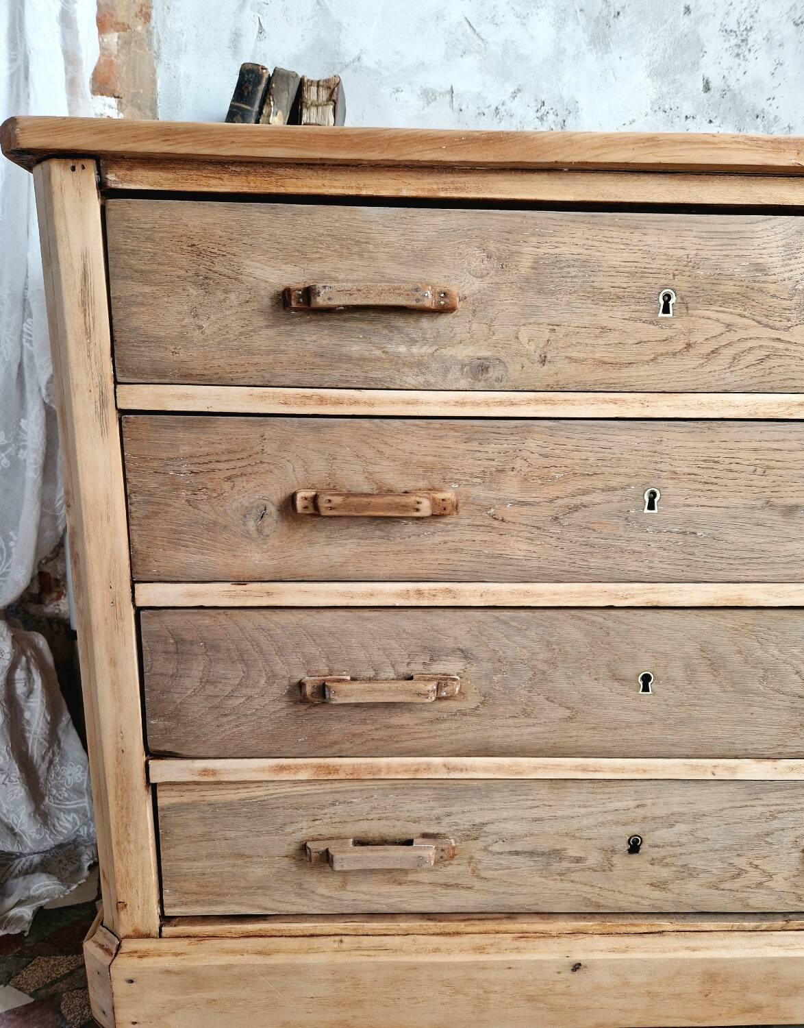 Old solid wood chest of drawers