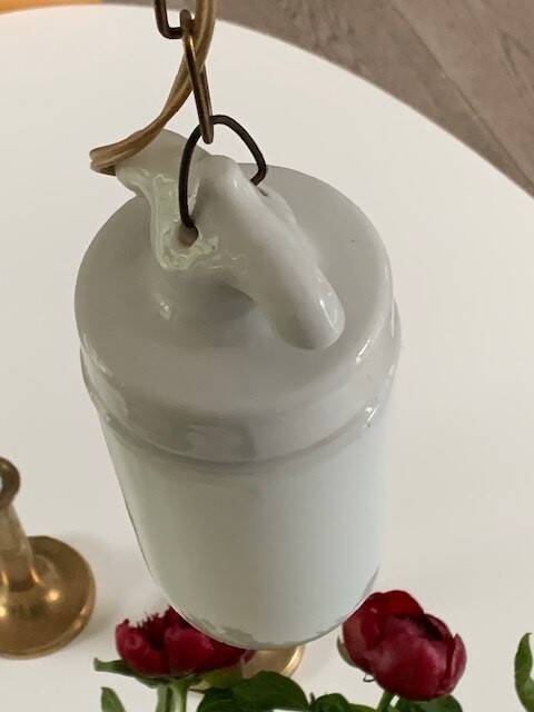 Porcelain and opaline suspension - Sweden 60s
