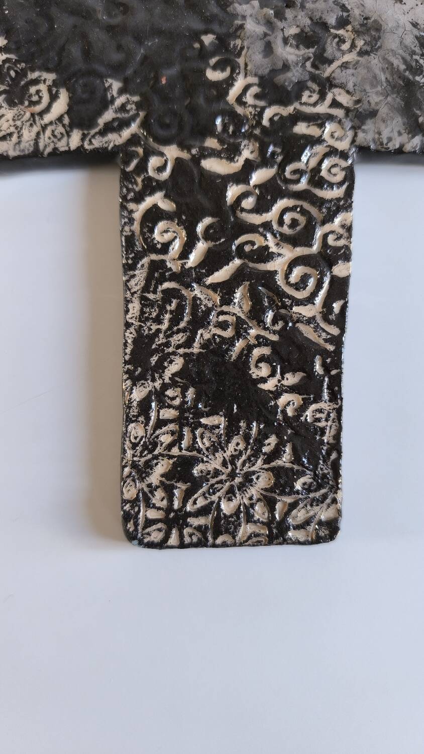Ceramic cross