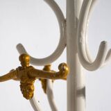 Ancien porte-manteau sur pied en blanc et or (vers 1920)