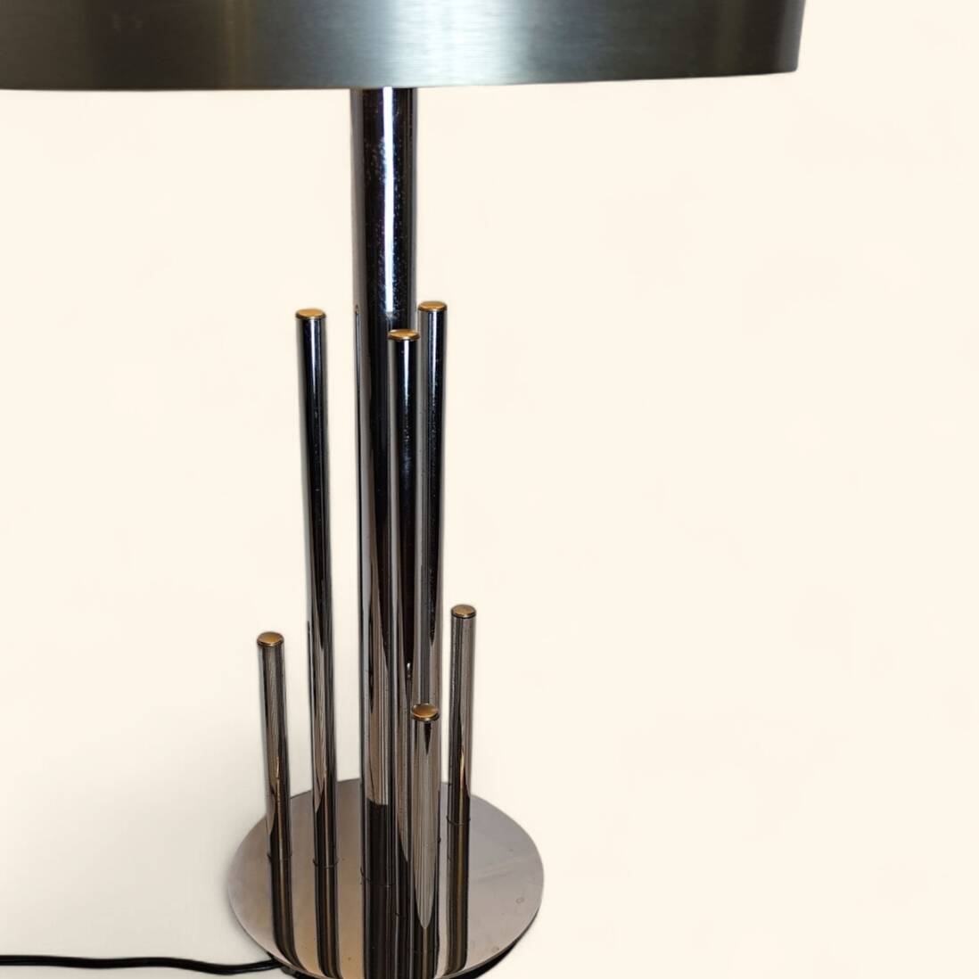 Lampe de table « Space Age » en métal chromé, Gaetano Sciolari (1927-1994)