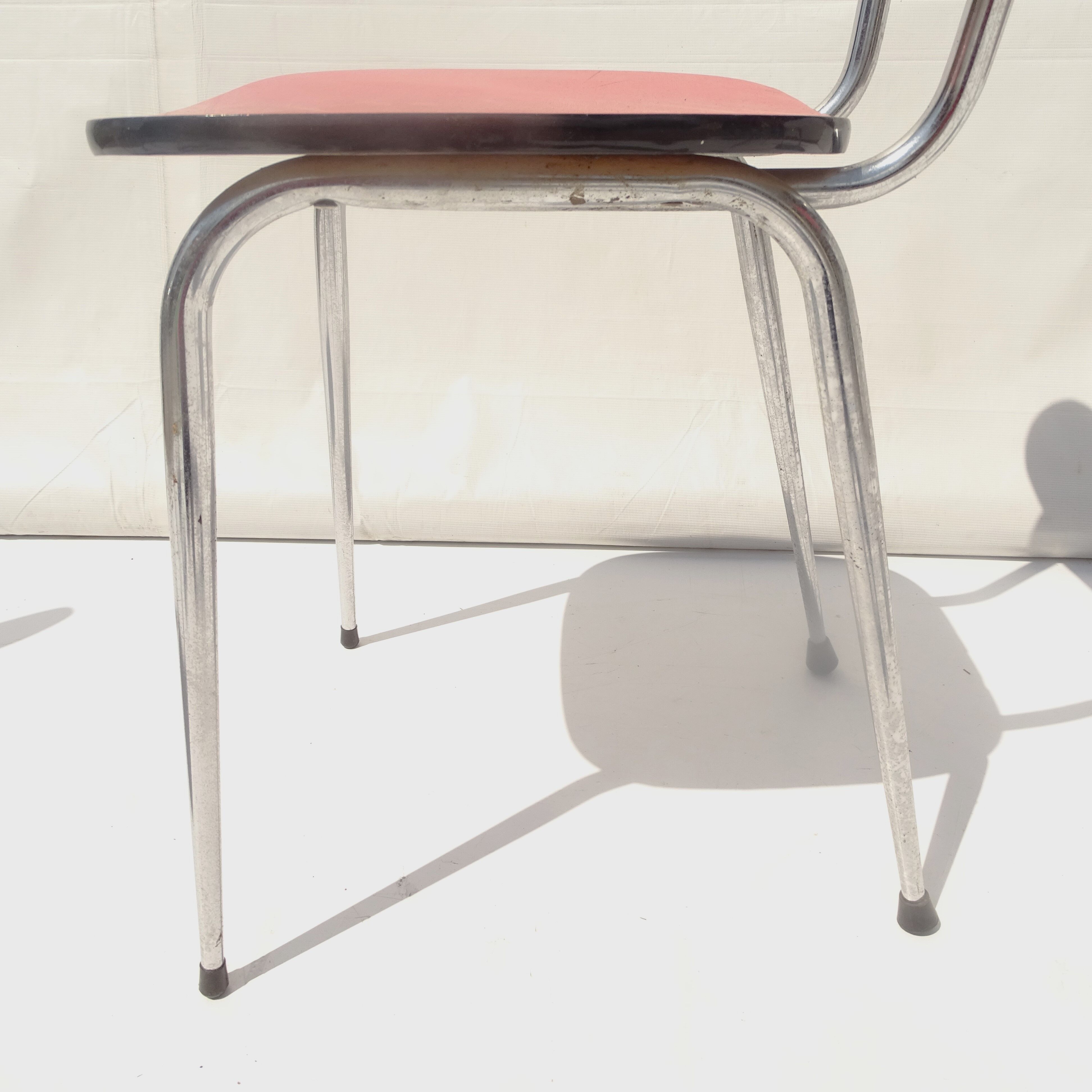 Lot 4 chaises formica rouge