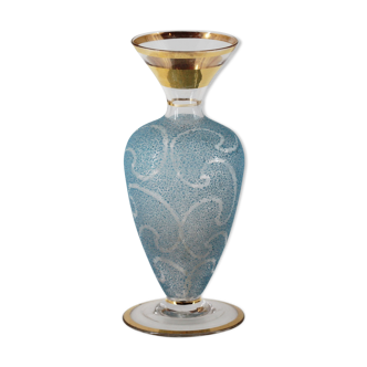 Vase en verre bleu