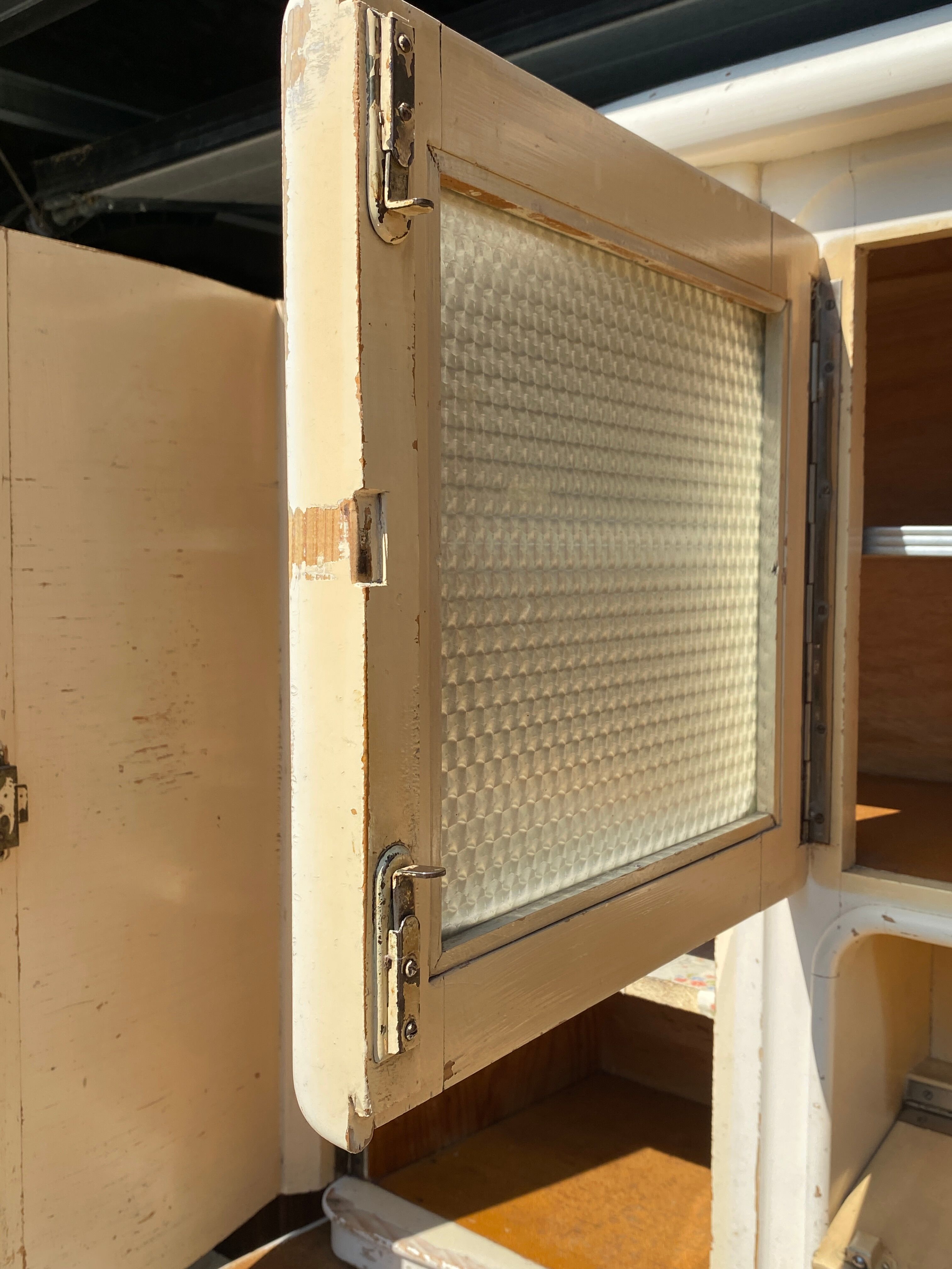 Two-body buffet Kitchen Keller