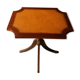 Small wooden and leather side table