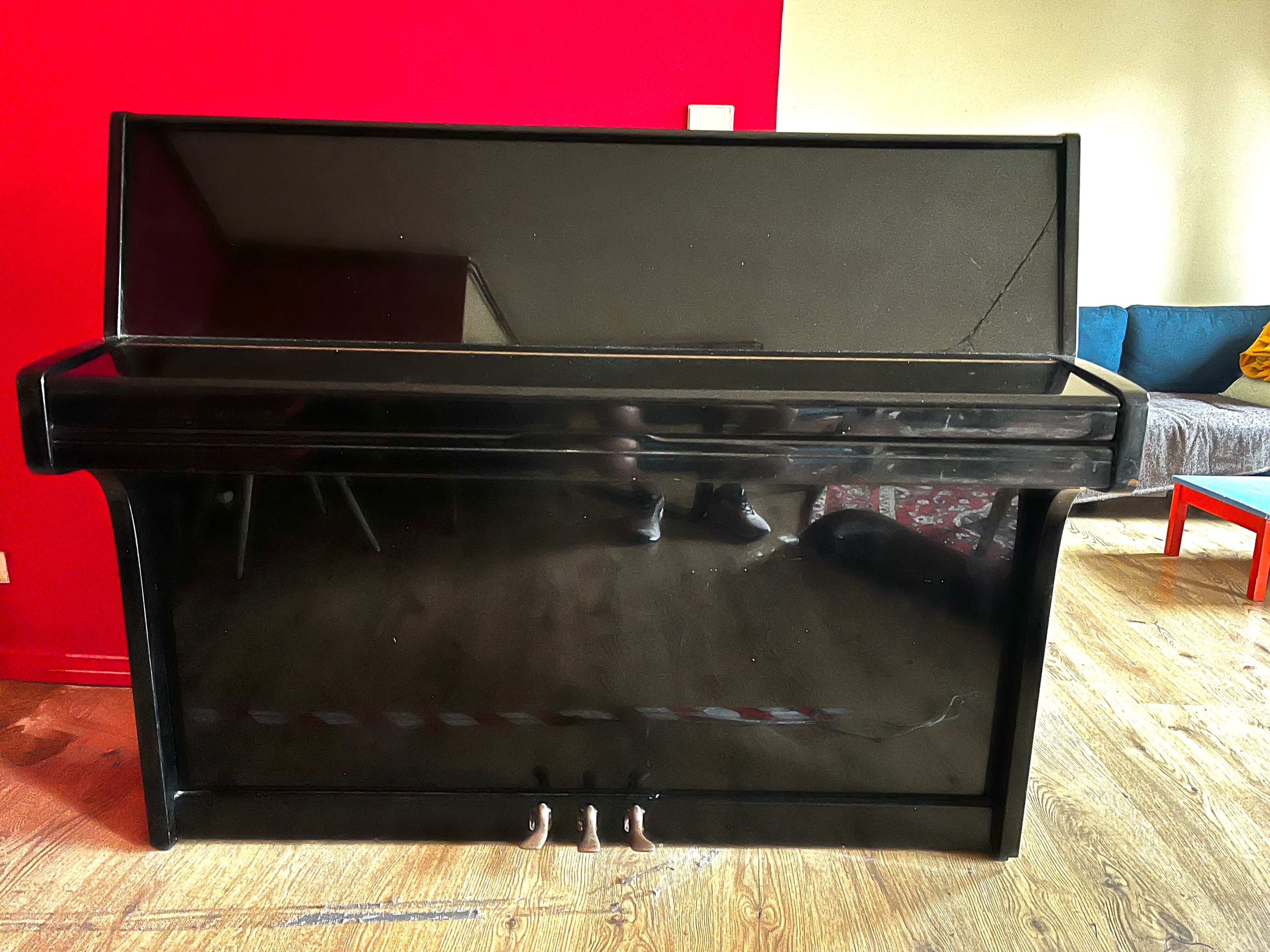 Piano droit Seiler