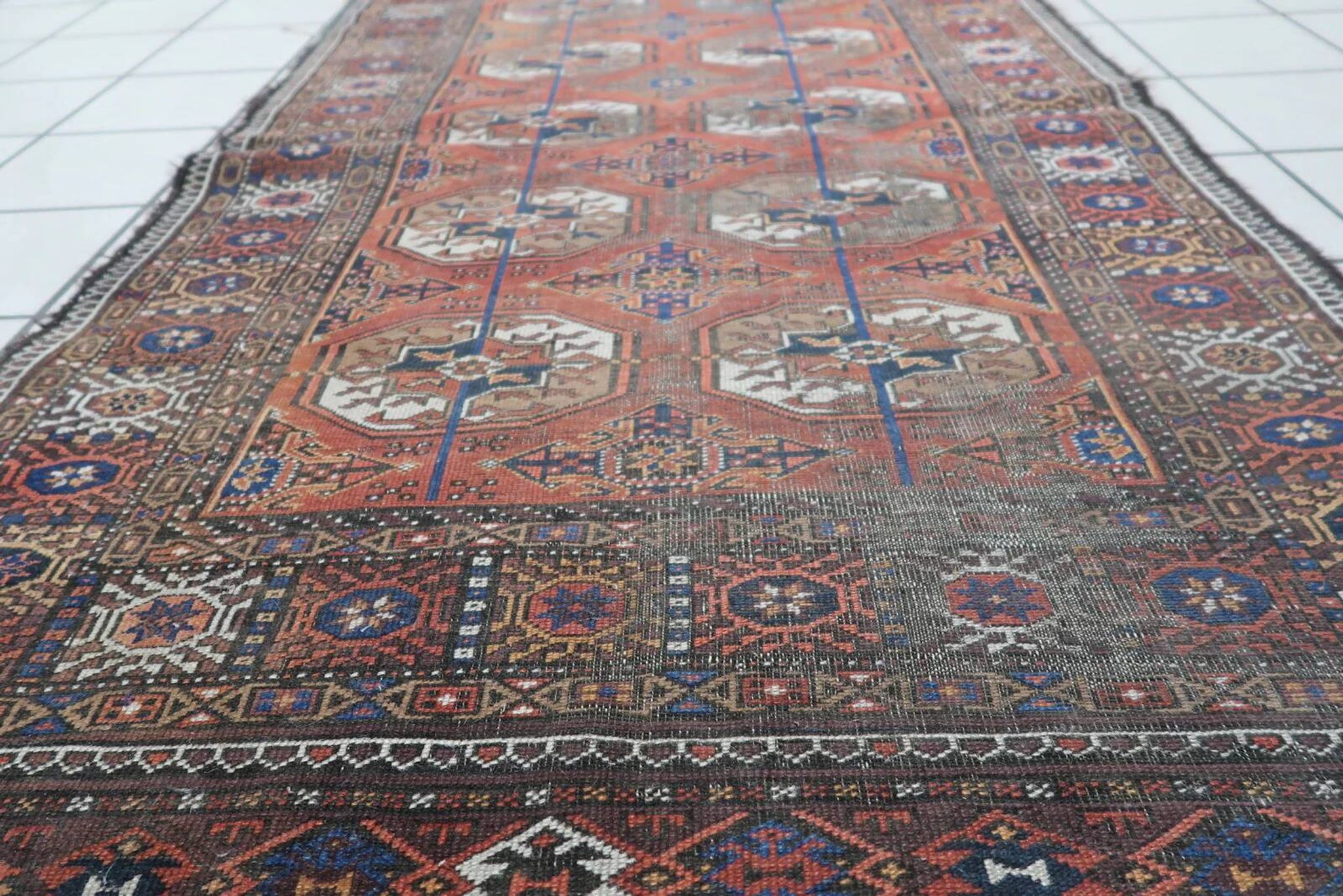 Tapis afghan Baluch vintage fait main 93 cm x 164 cm années 1920