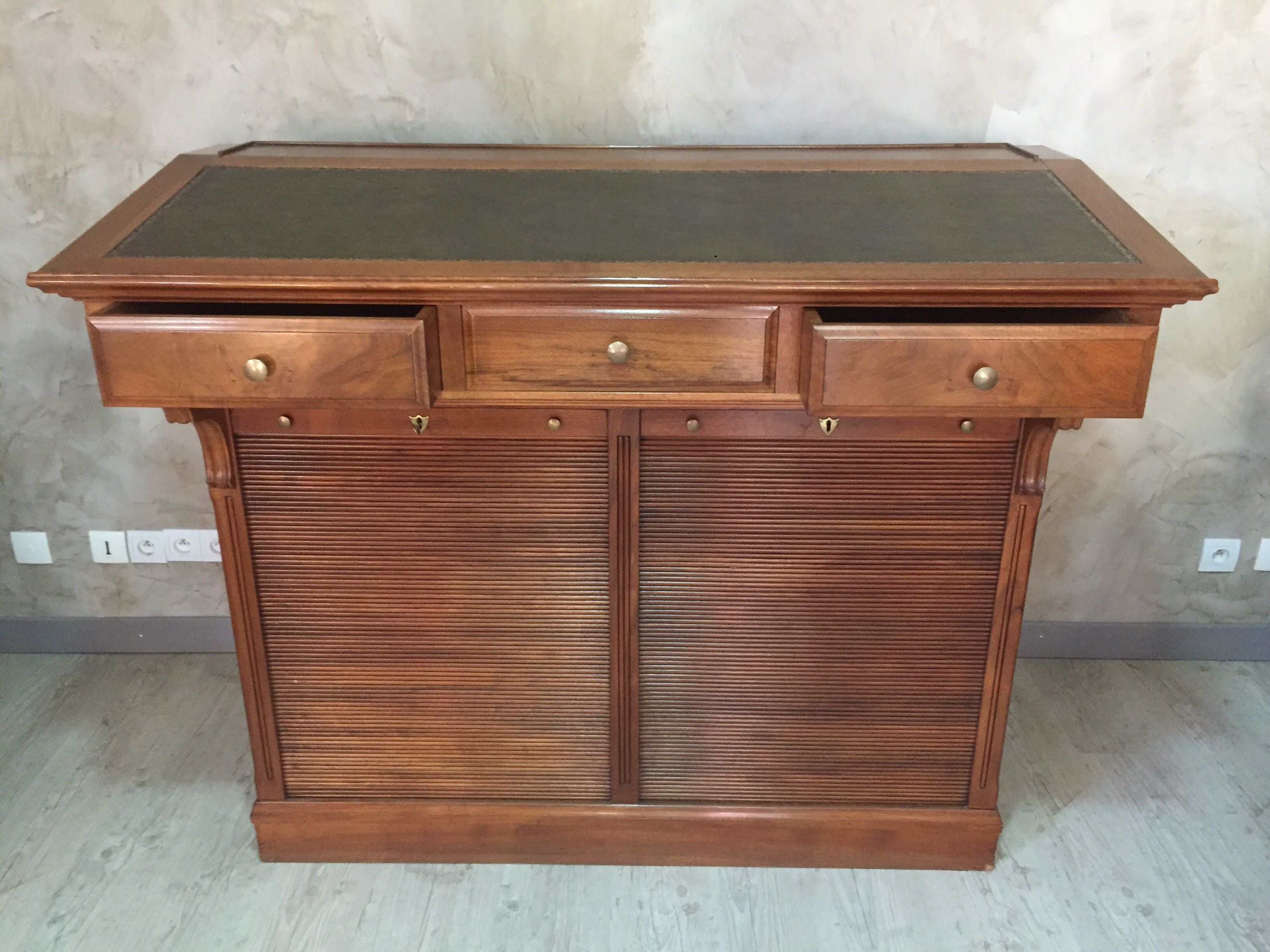 Notary cabinet in walnut 1920