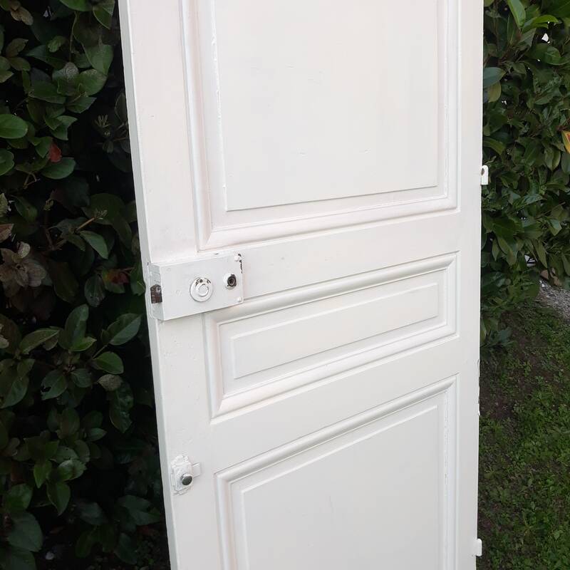 Communication door H218.5xL80cm, old panelled and moulded.