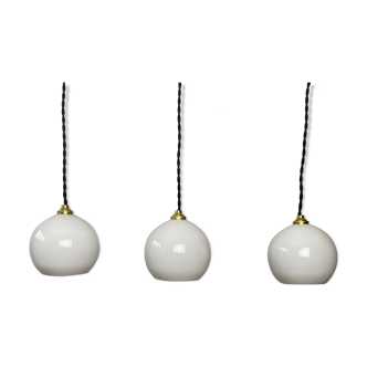LOT 3 OLD VINTAGE OPALINE SUSPENSIONS