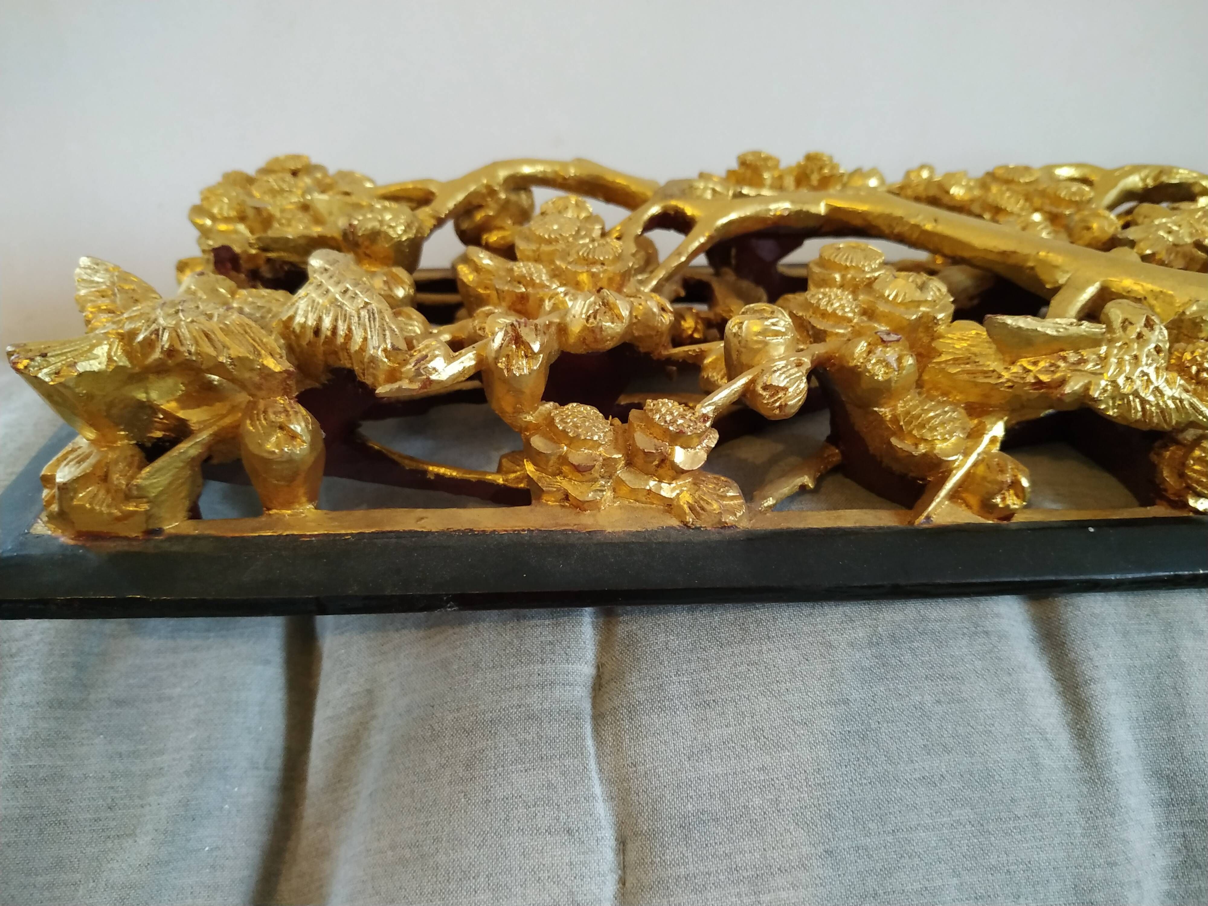 Pair of Ningbo panels in Chinese carved gilded wood