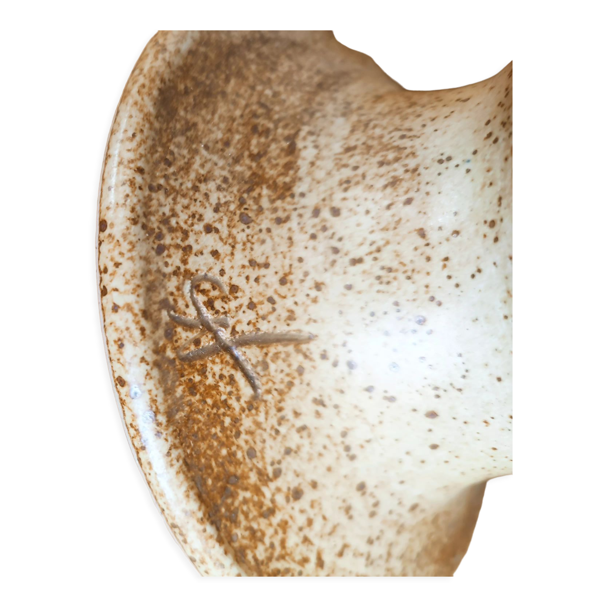 Sandstone cup by Puisaye Nathalie and Christophe Hurtault