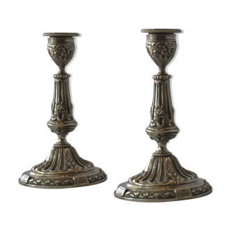 Paire de bougeoirs bronze argenté