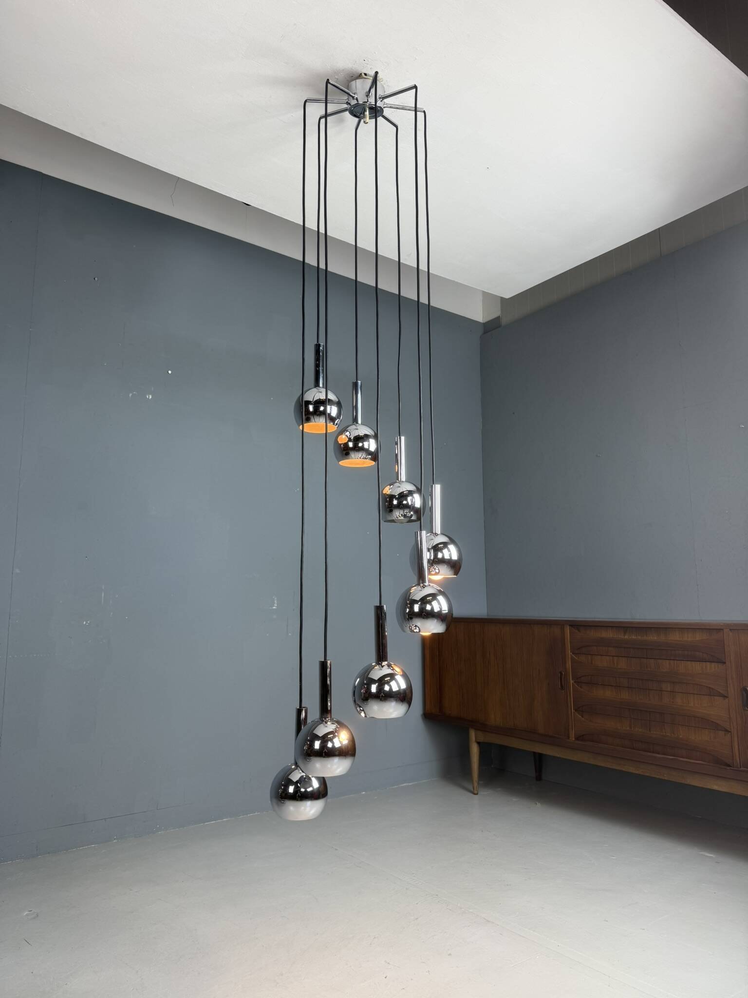 Chandelier cascade Wortmann & Filz chrome, époque spatiale des années 1970
