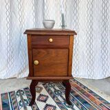 Vintage bedside table in solid wood – curved legs