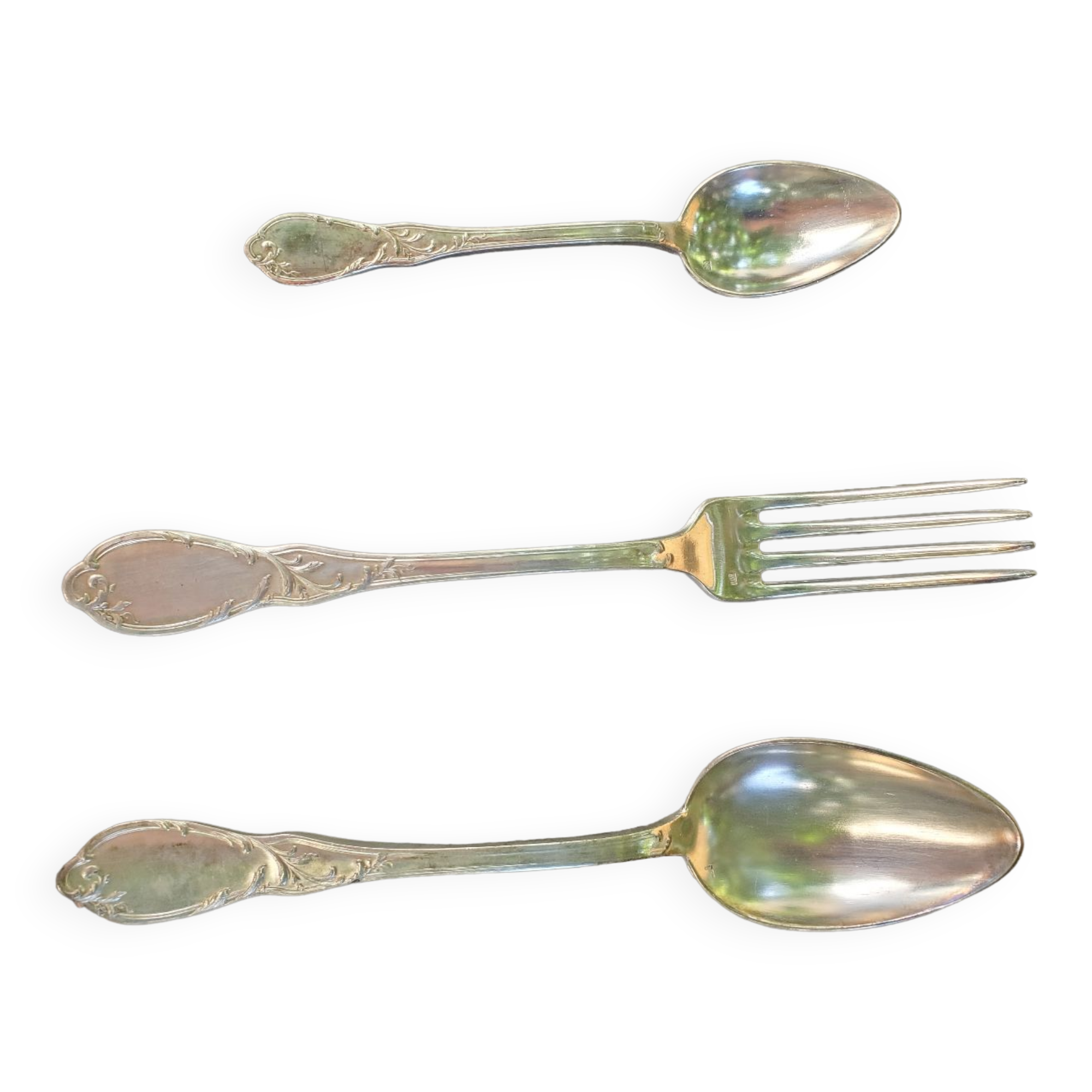 Silver-plated metal cutlery set